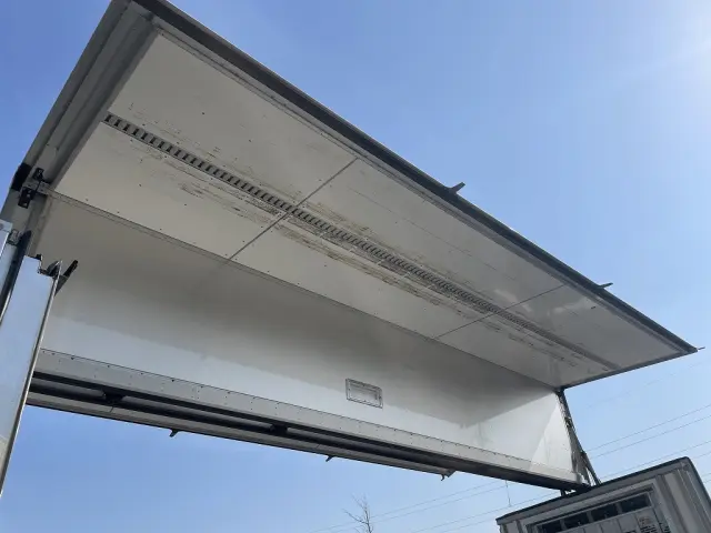 三菱 ファイター 2KG-FK65F(2WD)の写真10