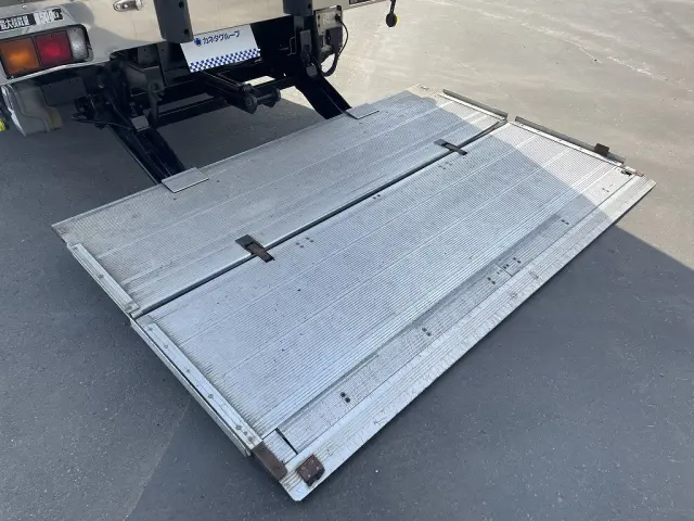 三菱 ファイター 2KG-FK65F(2WD)の写真11