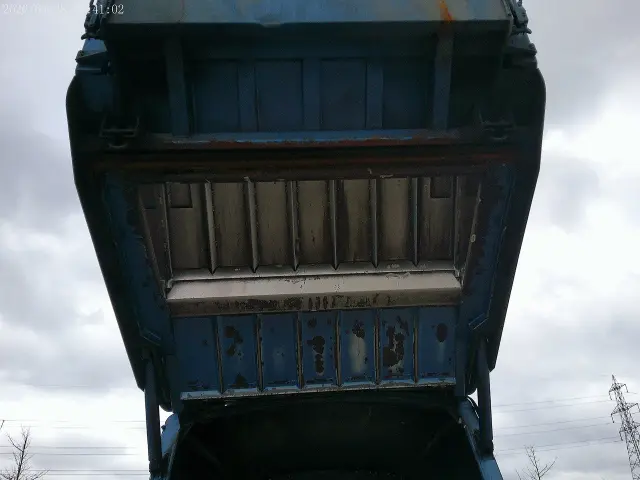 いすゞ フォワード TKG-FRR90S2(2WD)の写真9