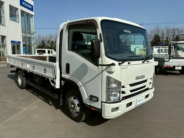 いすゞ エルフ TPG-NPS85AR(4WD)の写真2