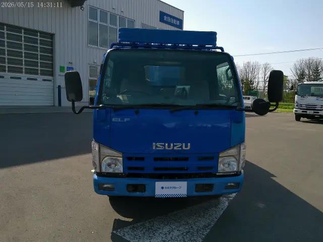 いすゞ エルフ TDG-NKS85AN(4WD)の写真3