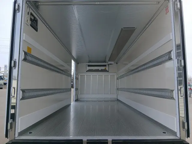 日野 レンジャー 2KG-FD2ABG(2WD)の写真7