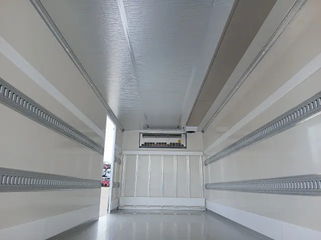 日野 レンジャー 2KG-FD2ABG(2WD)の写真9