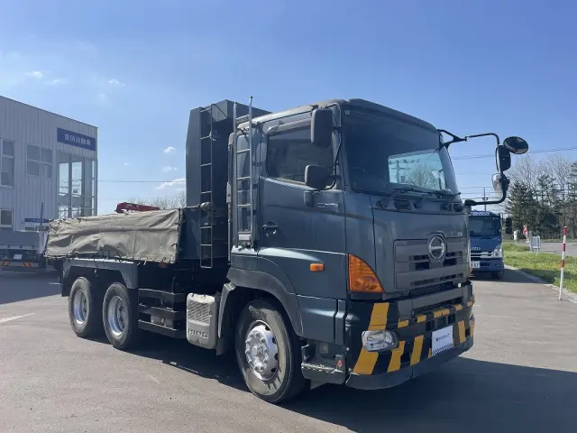 日野 プロフィア QKG-FS1EKAA(6x4)の写真2