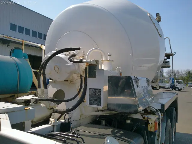 日野 プロフィア 2DG-FS1AGA(6x4)の写真9