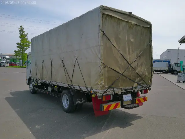 いすゞ エルフ SDG-NPS85AR(4WD)の写真4