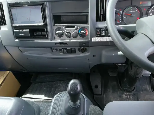 いすゞ フォワード TKG-FRS90S2(4WD)の写真23