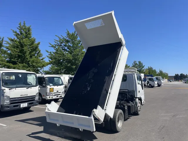いすゞ エルフ TDG-NKS85AD(4WD)の写真7