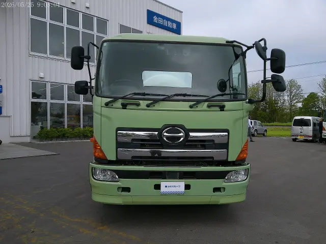 日野 プロフィア QPG-FS1AKDA(6x4)の写真3