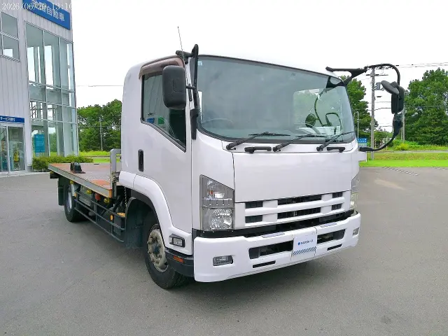 いすゞ フォワード LKG-FTR90S2(2WD)の写真2