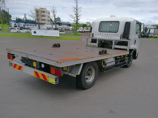 いすゞ フォワード LKG-FTR90S2(2WD)の写真6