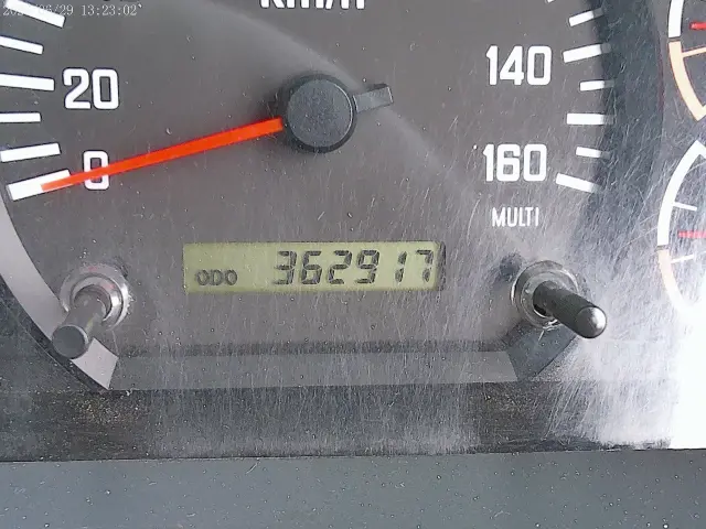 いすゞ フォワード LKG-FTR90S2(2WD)の写真24