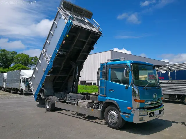 ＵＤ コンドル QKG-PK39LH(2WD)の写真9