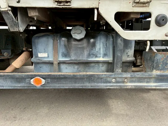 いすゞ エルフ TDG-NPS85AR(4WD)の写真12