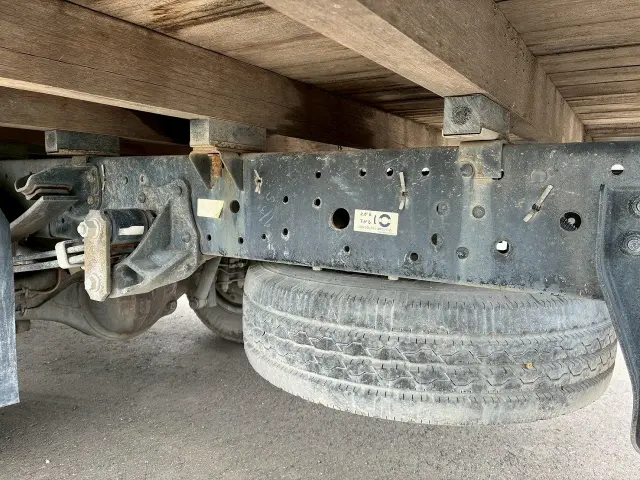 いすゞ エルフ TDG-NPS85AR(4WD)の写真14