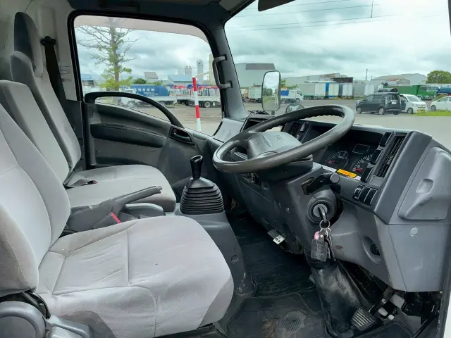 いすゞ エルフ TDG-NPS85AR(4WD)の写真22