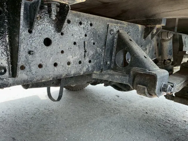 いすゞ エルフ TKG-NHS85A(4WD)の写真12