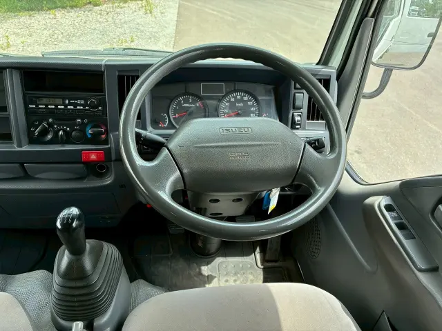 いすゞ エルフ TKG-NHS85A(4WD)の写真23