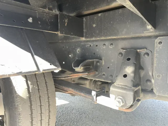 いすゞ エルフ 2RG-NPR88AN(2WD)の写真13