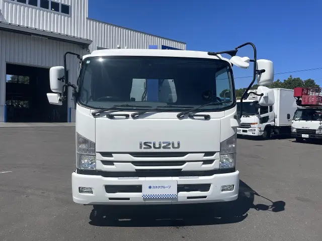 いすゞ フォワード 2RG-FTR90U2(2WD)の写真3
