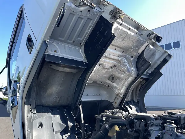 いすゞ フォワード 2RG-FTR90U2(2WD)の写真19