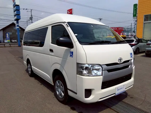 トヨタ ハイエースレジアス LDF-KDH206K改(4WD)の写真2