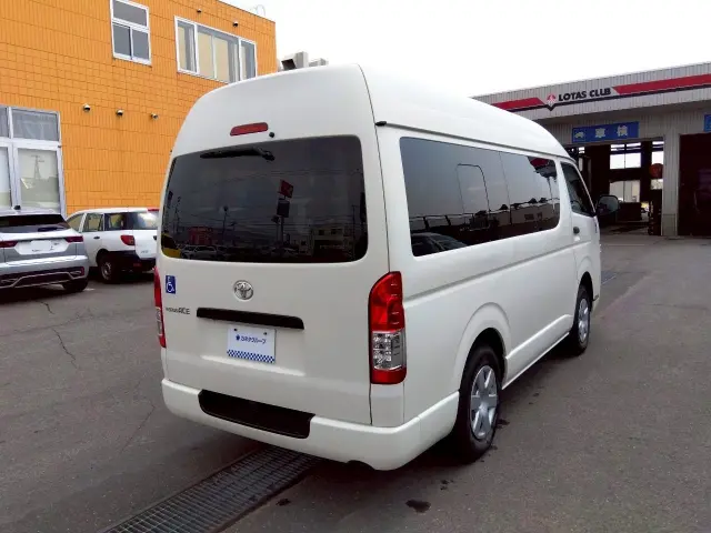トヨタ ハイエースレジアス LDF-KDH206K改(4WD)の写真3