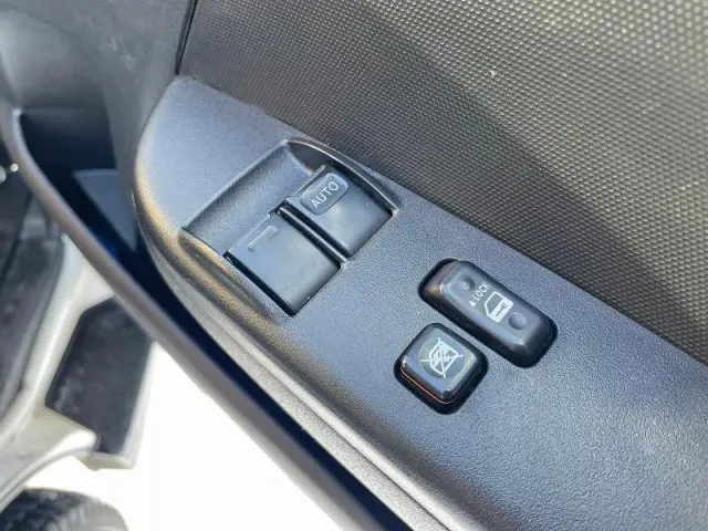 トヨタ ハイエースバン QDF-GDH206V(4WD)の写真18