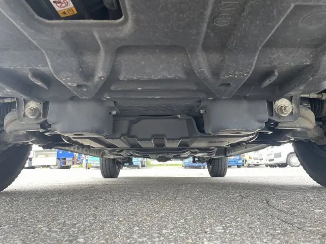 トヨタ ハイエースバン QDF-GDH206V(4WD)の写真27