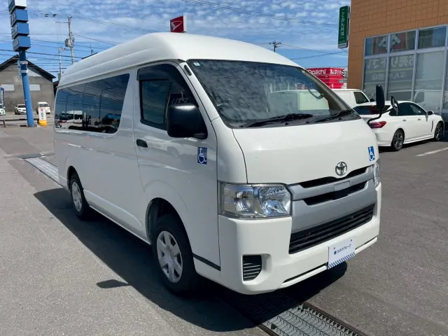トヨタ ハイエースバン QDF-GDH206K改(4WD)の写真2