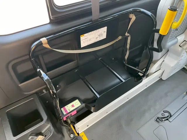 トヨタ ハイエースバン QDF-GDH206K改(4WD)の写真14