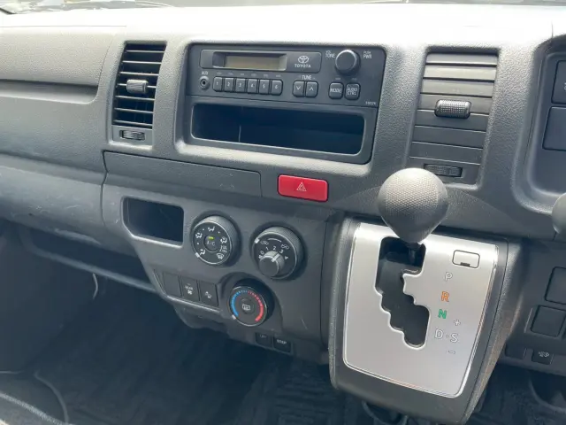 トヨタ ハイエースバン QDF-GDH206K改(4WD)の写真18