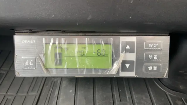 トヨタ ハイエースバン LDF-KDH206V(4WD)の写真17