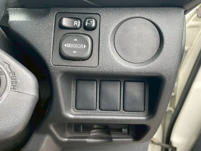 トヨタ ハイエースバン QDF-GDH206V(4WD)の写真17