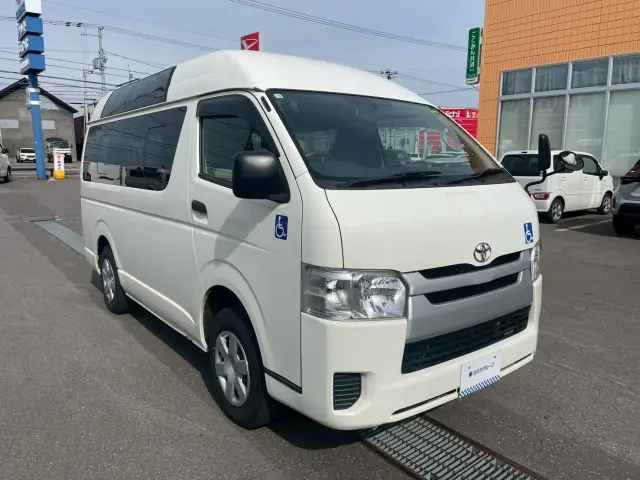 トヨタ ハイエースバン LDF-KDH206K改(4WD)の写真2