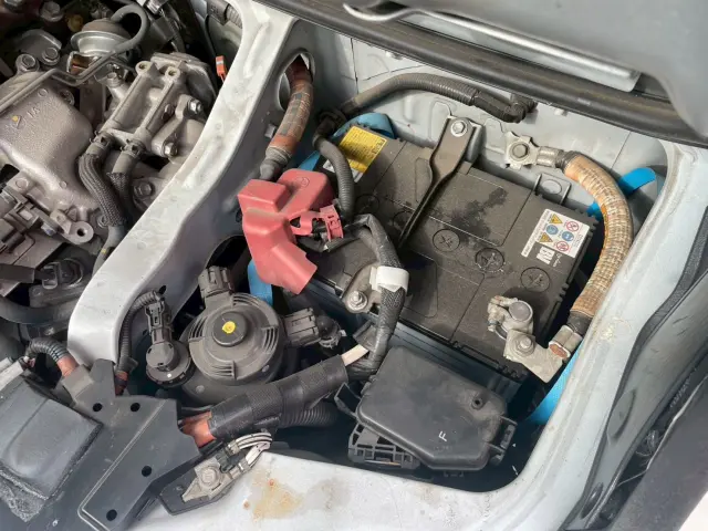 トヨタ ハイエースバン LDF-KDH206K改(4WD)の写真29