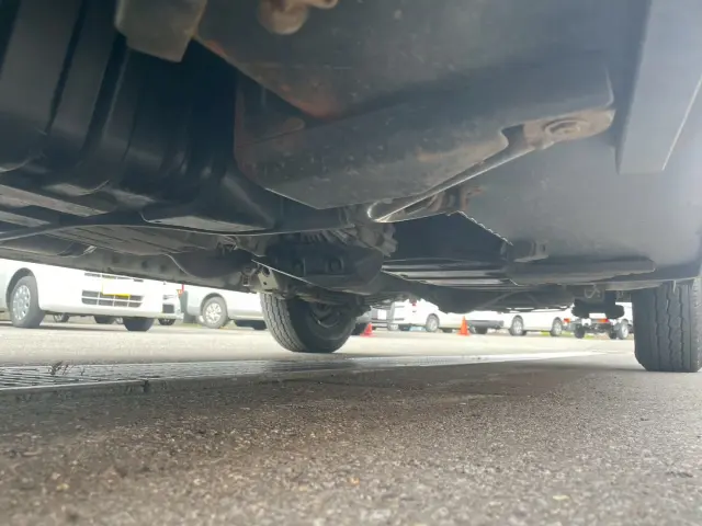 トヨタ ハイエースバン LDF-KDH206K改(4WD)の写真32