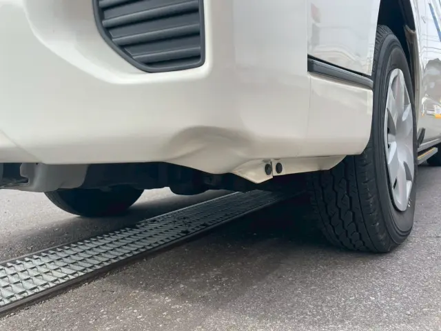 トヨタ ハイエースバン LDF-KDH206K改(4WD)の写真35