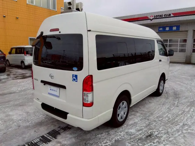 トヨタ ハイエースバン QDF-GDH206K改(4WD)の写真3