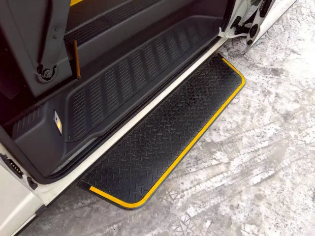 トヨタ ハイエースバン QDF-GDH206K改(4WD)の写真12