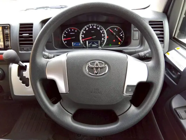 トヨタ ハイエースバン QDF-GDH206K改(4WD)の写真17