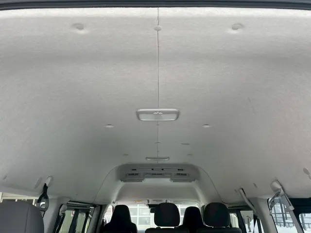 トヨタ ハイエースバン QDF-GDH206K改(4WD)の写真5