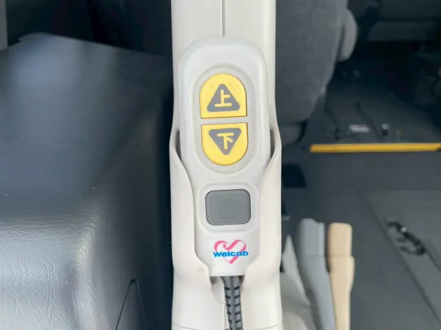 トヨタ ハイエースバン QDF-GDH206K改(4WD)の写真7