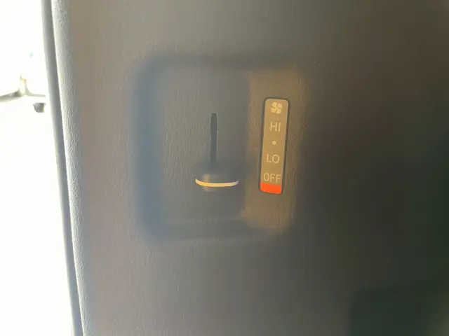 トヨタ ハイエースバン QDF-GDH206K改(4WD)の写真17