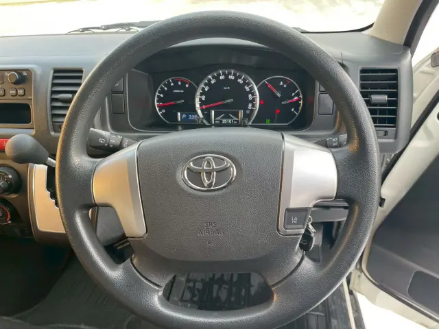 トヨタ ハイエースバン QDF-GDH206K改(4WD)の写真20