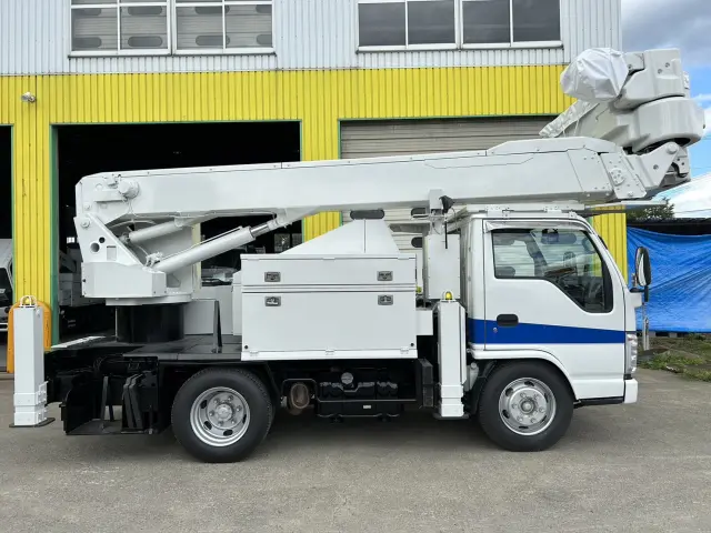 いすゞ エルフ PDG-NKR85YN(2WD)の写真5