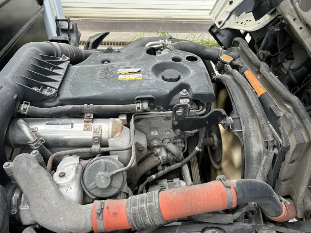 いすゞ エルフ PDG-NKR85YN(2WD)の写真23