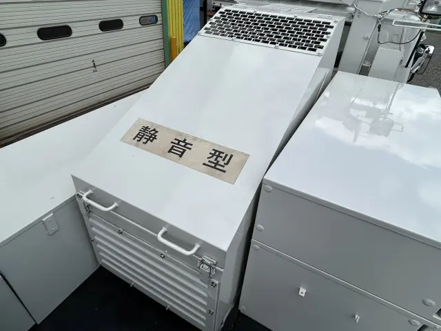 いすゞ エルフ PDG-NKR85YN(2WD)の写真26