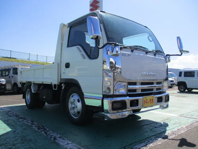 いすゞ エルフ BDG-NKR85AD(2WD)の写真23