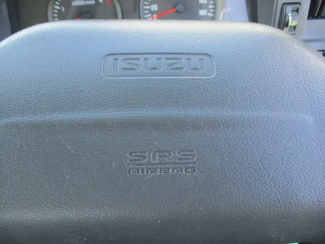 いすゞ エルフ BDG-NKR85AD(2WD)の写真34
